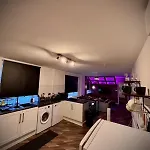 Stunning Two Bed En-suite In