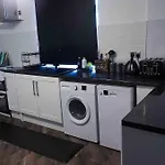 Stunning Two Bed En-suite In *