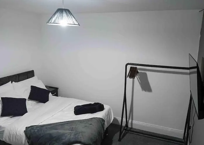 Spring Close Street * Лидс