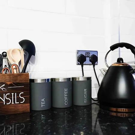 Spring Close Street * 利兹