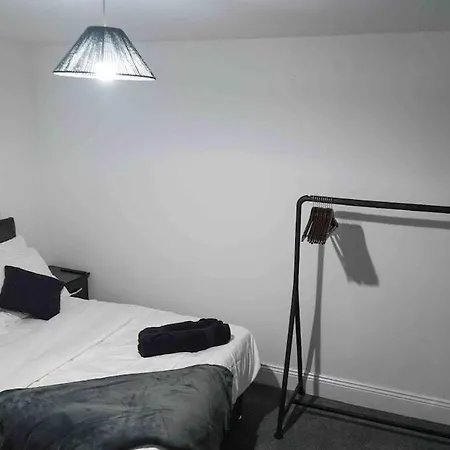 Spring Close Street * 利兹