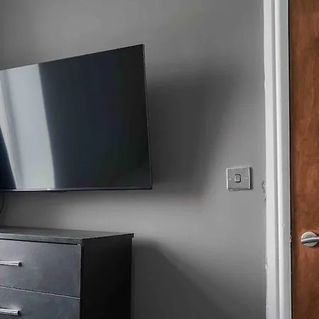 Spring Close Street 公寓 *